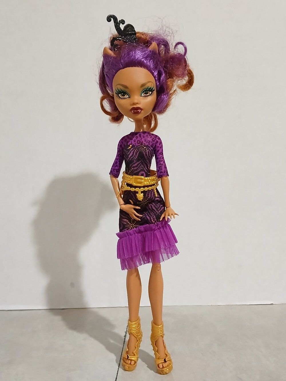 Monster High Frights, Camera, Action Black Carpet Clawdeen Wolf Doll 2008